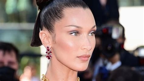 dior bella hadid contract|did dior change bella hadid.